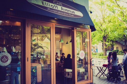 Café Elliott Avenue