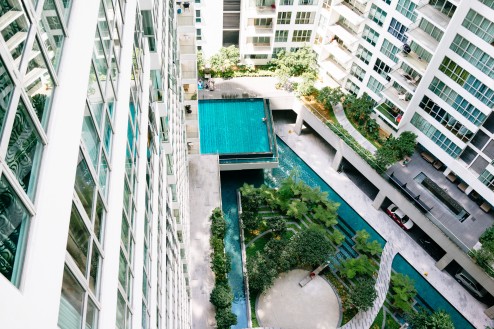 レジデンスとなり住んでいる人も多数