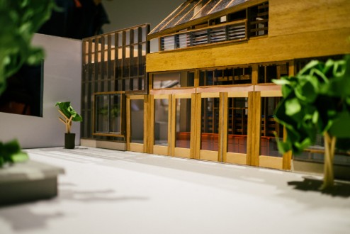 自宅の模型。シンプル。