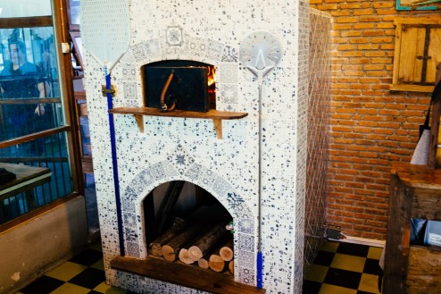 ついにピザ窯までつくりあげた