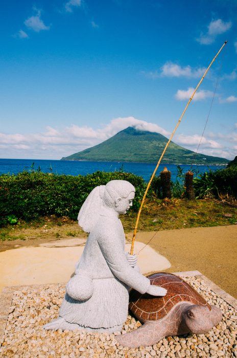 立派な浦島太郎の像